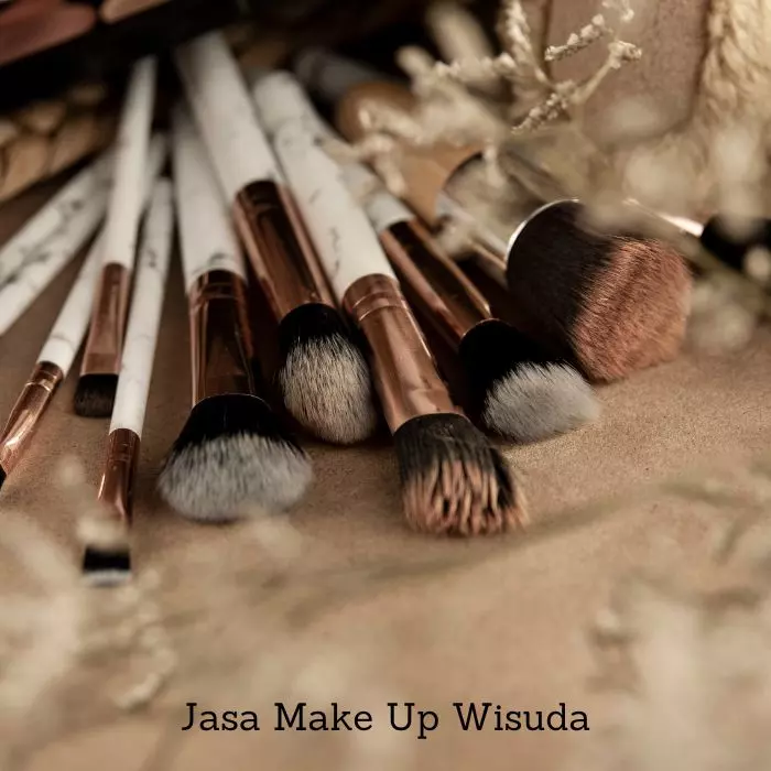Jasa Make Up Wisuda 