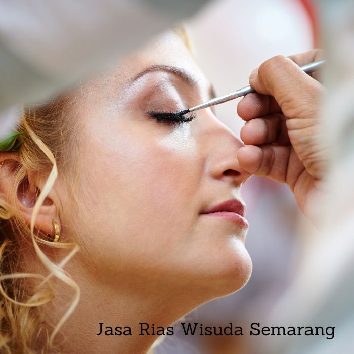 Jasa Rias Wisuda Semarang 
