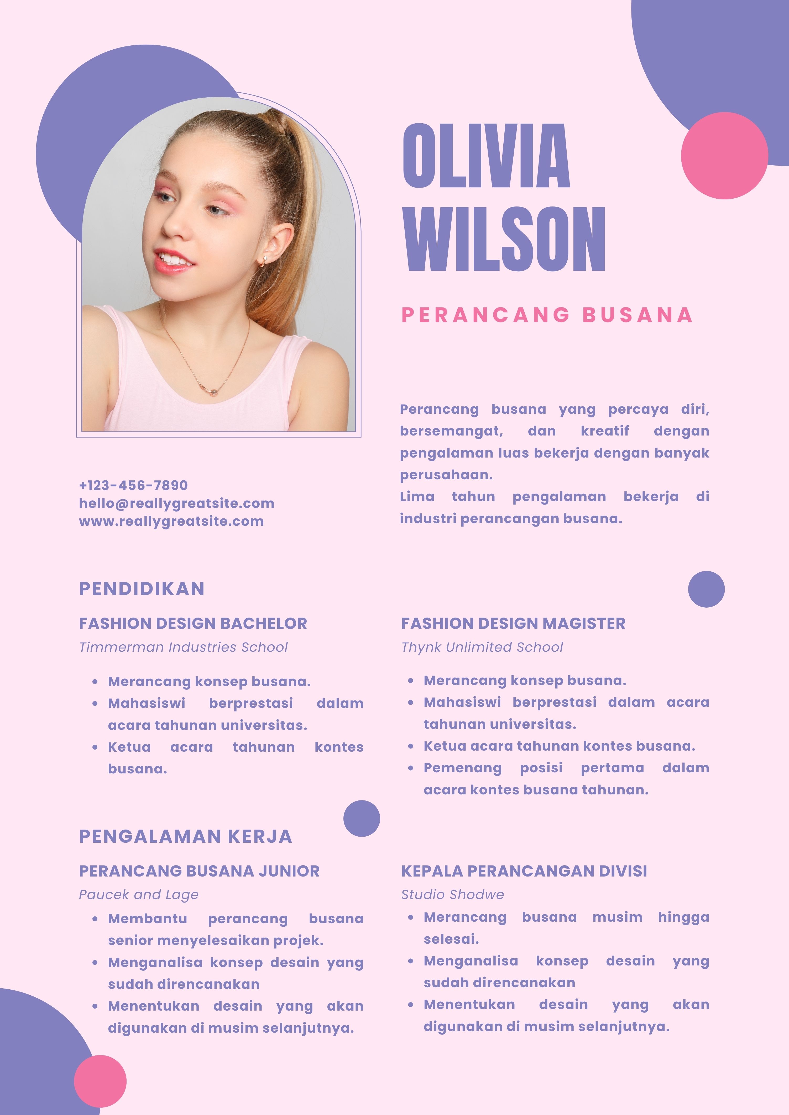 Template CV Keren Perancangan  Busana